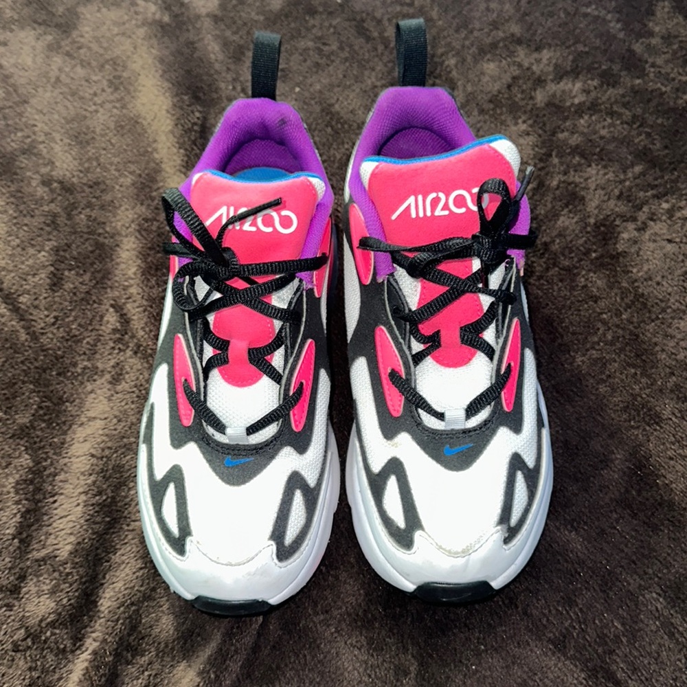 Nike ***USED SIZE 3 PRESCHOOL***